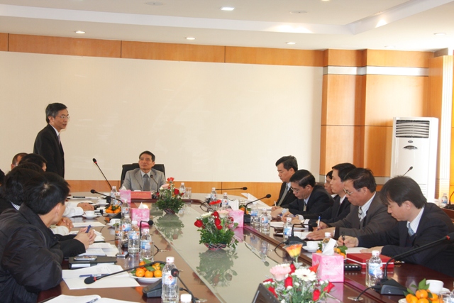 Đại diện Tập đoàn Dầu khí Quốc gia Việt Nam phát biểu ý kiến tại buổi làm việc với PVTEX