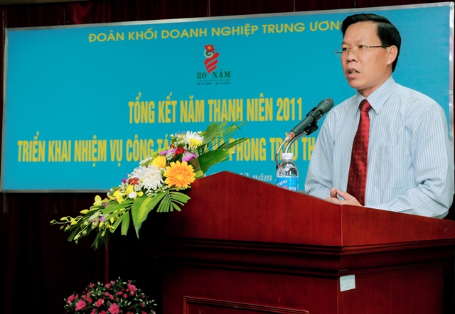 Đồng chí Phan Văn Mãi – Bí thư Thường trực Trung ương Đoàn TNCS Hồ Chí Minh phát biểu tại Hội nghị