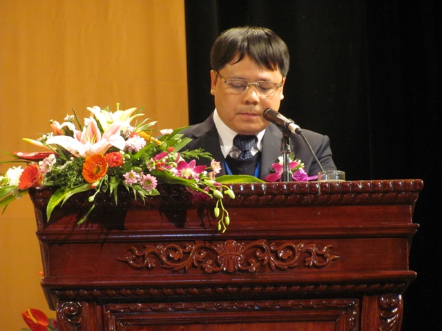Đồng chí Nguyễn Xuân Thủy-Bí thư Đảng ủy, Giám đốc Công ty Thuốc lá Thăng Long đọc diễn văn