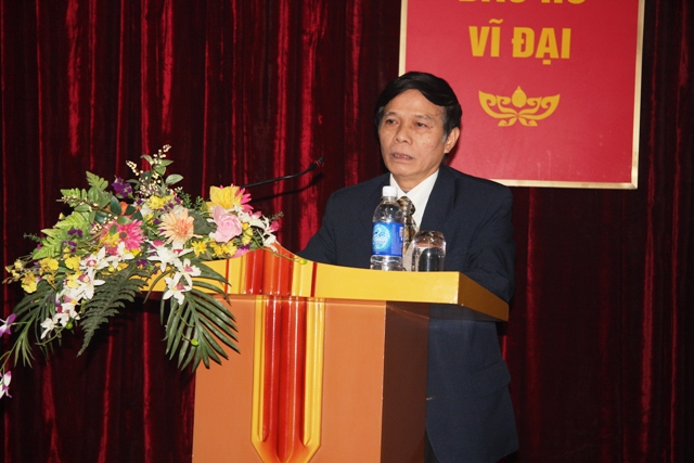 Đồng chí Đỗ Tiến Khang – Uỷ viên Ban Thường vụ, Trưởng Ban Tổ chức Đảng ủy Khối phát biểu chỉ đạo Hội nghị