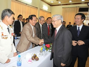 Tổng Bí thư Nguyễn Phú Trọng thăm, chúc Tết Đảng bộ,   chính quyền và nhân dân tỉnh Quảng Ngãi. (Ảnh: TTXVN)