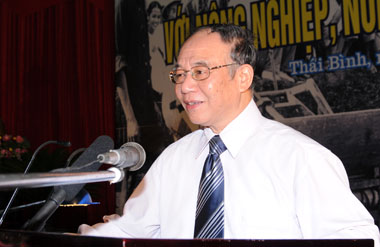 GS.TS Hoàng Chí Bảo tại một buổi truyền giảng.