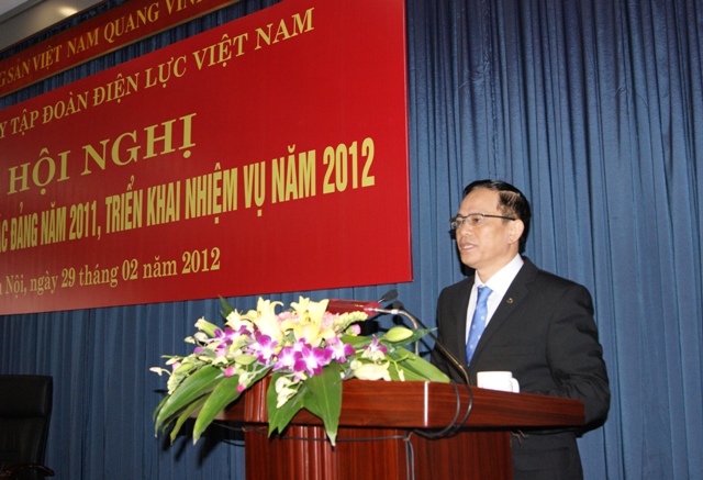 Đồng chí Nguyễn Văn Ngọc, Phó Bí thư Đảng ủy Khối phát biểu chỉ đạo tại Hội nghị.