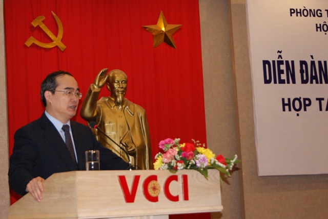 Phó Thủ tướng Nguyễn Thiện Nhân phát biểu