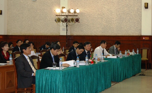 Các đại biểu dự hội nghị.