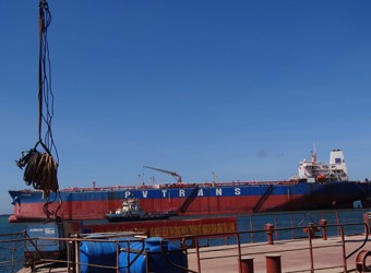 DQS đã được giao đóng mới tàu chở dầu thô trọng tải 104.000 DWT