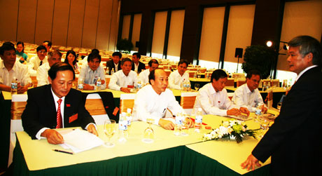 Một phiên họp BCH Đảng ủy Tập đoàn