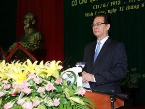 Thủ tướng Nguyễn Tấn Dũng đọc diễn văn tại lễ kỷ niệm. Ảnh:TTXVN