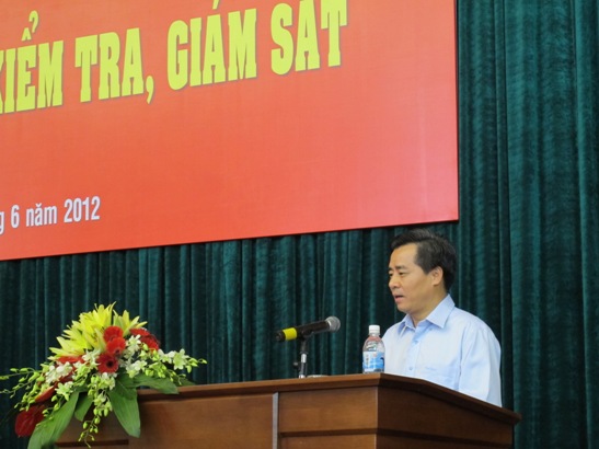 Đồng chí Nguyễn Quang Dương – Phó Bí thư Đảng ủy Khối Doanh nghiệp Trung ương phát biểu khai mạc tại Hội nghị