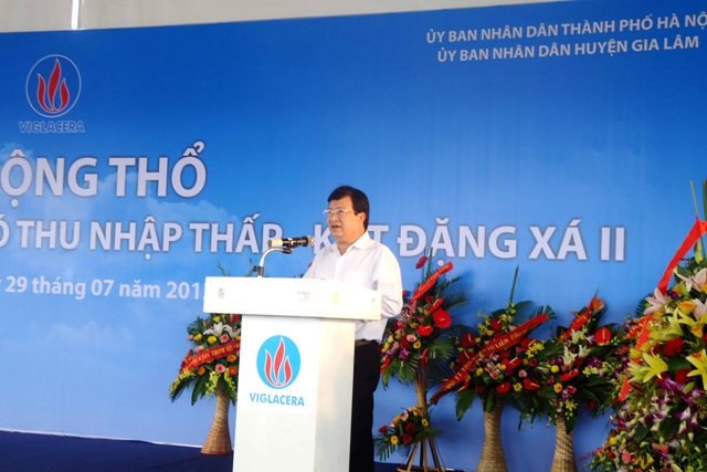 Bộ trưởng Trịnh Đình Dũng phát lệnh động thổ dự án xây dựng 1.500 căn hộ  cho người thu nhập thấp tại Khu đô thị Đặng Xá