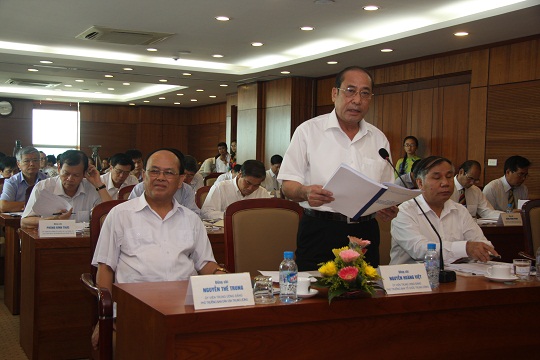 Đồng chí Nguyễn Hoàng Việt, Ủy viên Trung ương Đảng, Phó Trưởng Ban Tổ chức Trung ương Đảng phát biểu ý kiến tại buổi làm việc