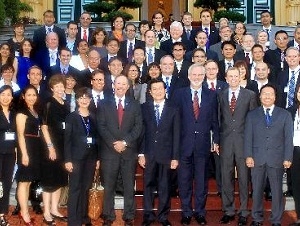 Chủ tịch nước Trương Tấn Sang tiếp Đoàn doanh nghiệp Mỹ do Hội đồng kinh doanh Mỹ-ASEAN tổ chức đang ở thăm và làm việc tại Việt Nam tháng 9/2011. Ảnh: Nguyễn Khang - TTXVN
