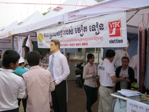 Một đơn vị hàng Việt Nam chất lượng cao tham gia hội chợ tại Campuchia