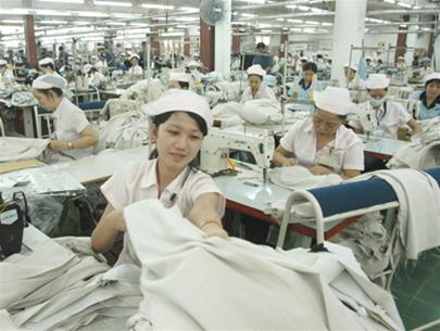 Xuất khẩu dệt may đứng đầu các mặt hàng xuất khẩu thu ngoại tệ
