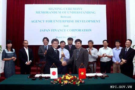 Lễ Ký kết Biên bản ghi nhớ giữa Cục Phát triển doanh nghiệp Bộ Kế hoạch và Đầu tư   và JFC Nhật Bản.