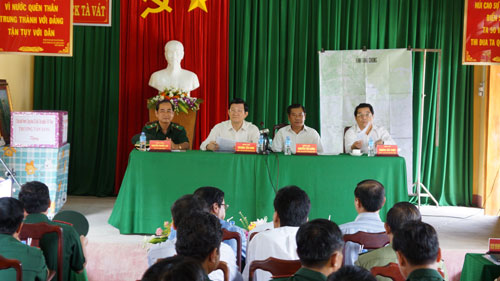 Chủ tịch nước Trương Tấn Sang và Đoàn công tác Trung ương đã đếm thăm và gặp gỡ với 30 doanh nghiệp nông nghiệp trên địa bàn tỉnh Bình Phước để tìm hiểu về thực tế sản xuất kinh doanh của doanh nghiệp.