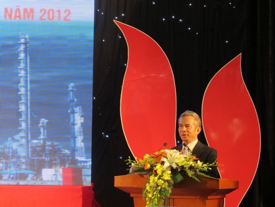 Chủ tịch Tổng LĐLĐ Việt Nam Đặng Ngọc Tùng phát biểu tại buổi lễ