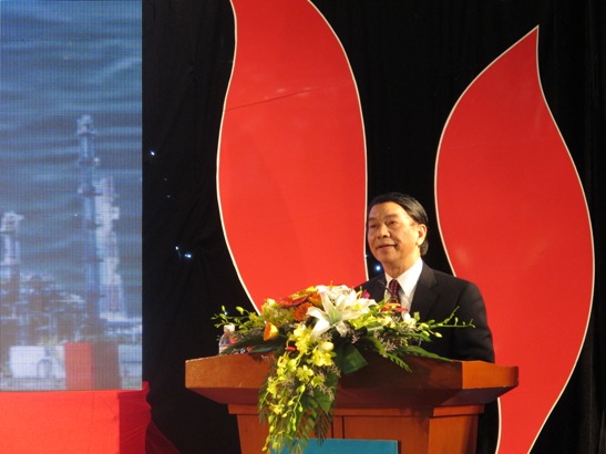 Đồng chí Hà Duy Dĩnh, Ủy viên BCH Tổng LĐLĐ Việt Nam, Chủ tịch Công đoàn Dầu khí ôn lại quá trình hình thành và phát triển của tổ chức Công đoàn ngành