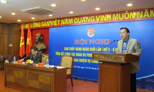 Đồng chí Hồ Xuân Trường - Ủy viên Ban Thường vụ Trung ương Đoàn, Bí thư Đoàn Khối phát biểu tại Hội nghị