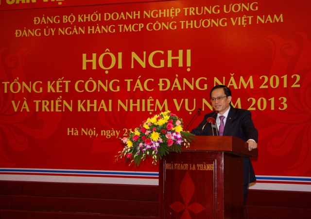 Đồng chí Nguyễn Văn Ngọc, Phó Bí thư Đảng ủy Khối phát biểu chỉ đạo Hội nghị