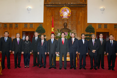 Thủ tướng Nguyễn Tấn Dũng tiếp các Bộ trưởng kinh tế ASEAN và Tổng Thư ký ASEAN