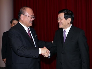 Chủ tịch nước Trương Tấn Sang tiếp nguyên Chủ tịch Liên minh Nghị sỹ hữu nghị Nhật-Việt.
