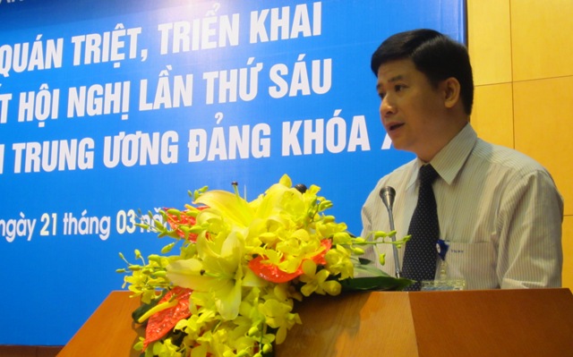 đồng chí Hoàng Đức Sơn- Phó Bí thư Đảng ủy Tập đoàn phát biểu tại Hội nghị