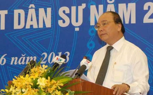 Phó thủ tướng Nguyễn Xuân Phúc phát biểu tại Hội nghị toàn quốc tổng kết thi hành Bộ luật Dân sự năm 2005, diễn ra cuối tuần vừa qua