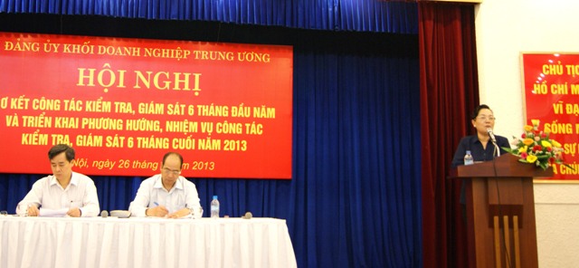 Đồng chí Phạm Thị Hòe, Phó Chủ nhiệm Ủy ban Kiểm tra Trung ương phát biểu chỉ đạo tại Hội nghị.
