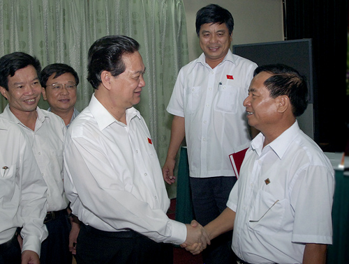 Thủ tướng Nguyễn Tấn Dũng giải đáp các băn khoăn, kiến nghị của cử tri