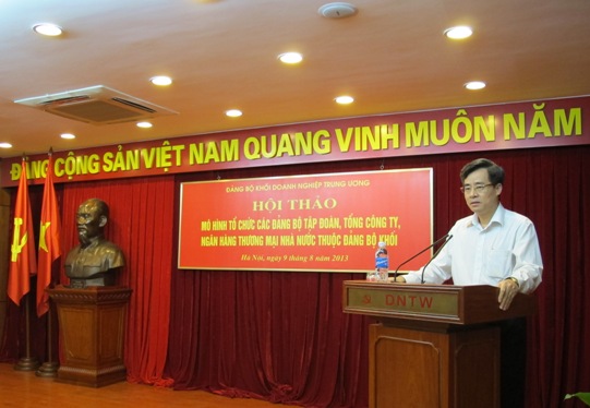 Đồng chí Nguyễn Quang Dương - Phó Bí thư Đảng ủy Khối phát biểu tại Hội thảo