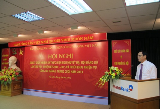 Đồng chí Nguyễn Văn Ngọc - Phó Bí thư Đảng ủy Khối phát biểu chỉ đạo tại Hội nghị