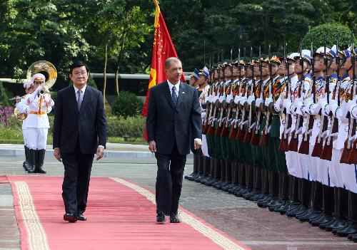 Lễ đón chính thức Tổng thống Seychelles James Alix Michel thăm chính thức Việt Nam theo lời mời của Chủ tịch nước Trương Tấn Sang, sáng 28/8