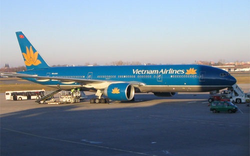 Theo dự kiến, Vietnam Airlines sẽ bán cổ phần trong nửa cuối của năm 2014, sau khi kế hoạch phát hành từ năm 2012 bị trì hoãn 2 lần.