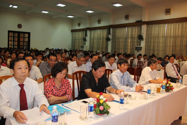 Đông đủ cán bộ, viên chức chủ chốt Ngân hàng Phát triển Việt Nam dự buổi Lễ quan trọng này