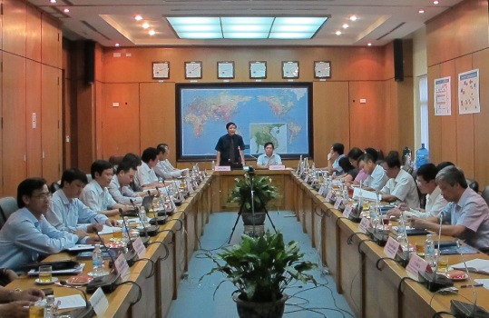 Đồng chí Bùi Văn Cường - Bí thư Đảng ủy Khối phát biểu kết luận buổi làm việc