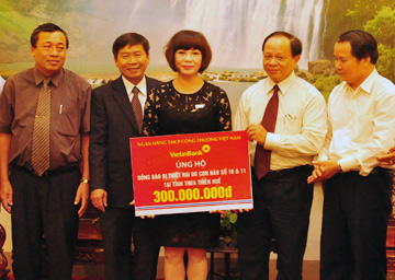 VietinBank ủng hộ 300 triệu đồng cho đồng bào bị bão lụt Thừa Thiên Huế