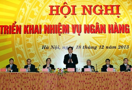 Thủ tướng Nguyễn Tấn Dũng dự Hội nghị triển khai nhiệm vụ năm 2014 của  Ngân hàng Nhà nước Việt Nam