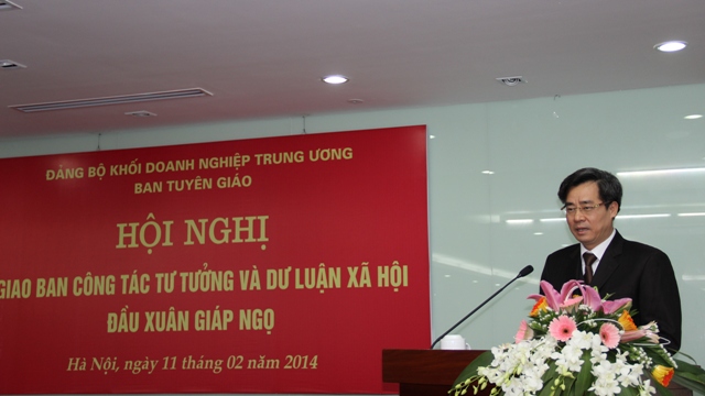 Đồng chí Nguyễn Quang Dương, Phó Bí thư Đảng ủy Khối phát biểu chỉ đạo tại Hội nghị.