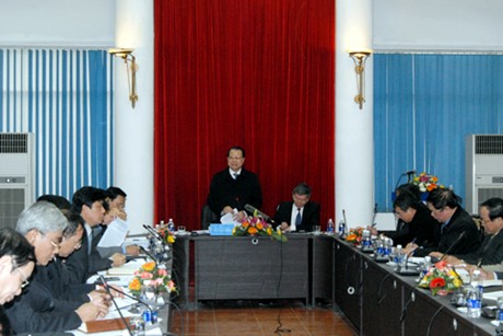 Phó Thủ tướng Vũ Văn Ninh yêu cầu nhận định rõ vị trí của vận tải Đường sắt trong tương quan so sánh với các loại hình vận tải khác để Nhà nước có căn cứ đầu tư hay bổ sung cơ chế chính sách cho ngành phát triển hơn nữa