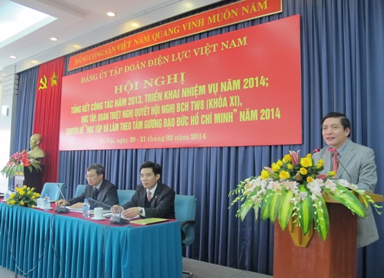 Đồng chí Bùi Văn Cường - Bí thư Đảng ủy Khối doanh nghiệp Trung ương phát biểu chỉ đạo tại Hội nghị