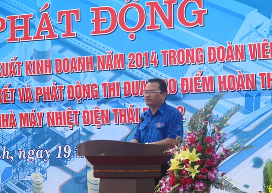 Đồng chí Nguyễn Quốc Thịnh – Bí thư Đoàn Thanh niên Tập đoàn Dầu khí phát biểu tại buổi Lễ