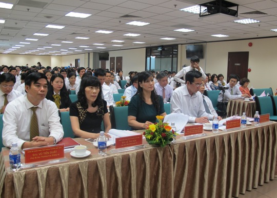 Các đại biểu tham dự buổi Hội nghị