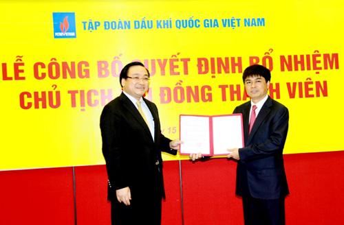 Phó Thủ tướng Hoàng Trung Hải trao quyết định bổ nhiệm cho đồng chí Nguyễn Xuân Sơn