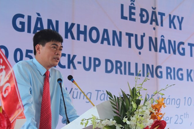 Ông Nguyễn Xuân Sơn – Chủ tịch HĐTV Tập đoàn Dầu khí quốc gia VN phát biểu tại buổi lễ đặt ky giàn khoan Tam Đảo 05 