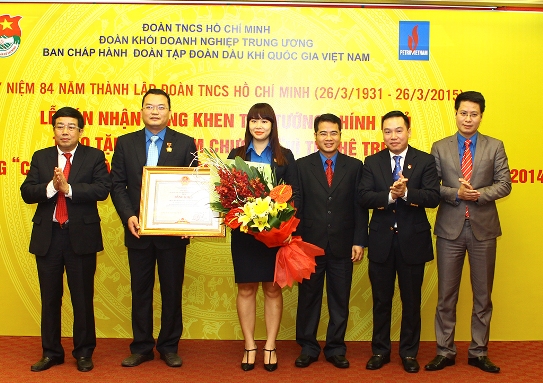 Đoàn Thanh niên Tập đoàn Dầu khí Việt Nam đón nhận Bằng khen của Thủ tướng Chính phủ