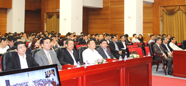 Đại biểu dự Hội nghị tại điểm cầu 30 Phạm Hùng (Hà Nội).