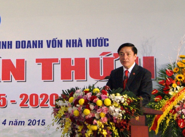 Đồng chí Bùi Văn Cường, Ủy viên dự khuyết Trung ương Đảng, Bí thư Đảng ủy Khối DNTW  phát biểu chỉ đạo tại Đại hội.