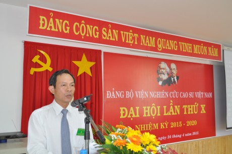 Đồng chí Trần Ngọc Thuận - Ủy viên Ban thường vụ Đảng ủy Khối DNTW, Bí thư Đảng ủy, Tổng giám đốc VRG chỉ đạo Đại hội