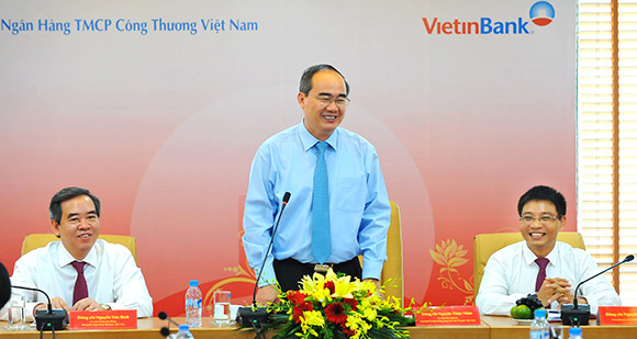 Đồng chí Nguyễn Thiện Nhân - Ủy viên Bộ Chính trị, Chủ tịch Ủy ban Trung ương MTTQVN phát biểu chỉ đạo tại buổi làm việc